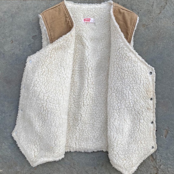 Deadstock BNWOT Vintage 1970s Levi's Tan Corduroy Sherpa Fleece Sleeveless Vest - Picture 3 of 4